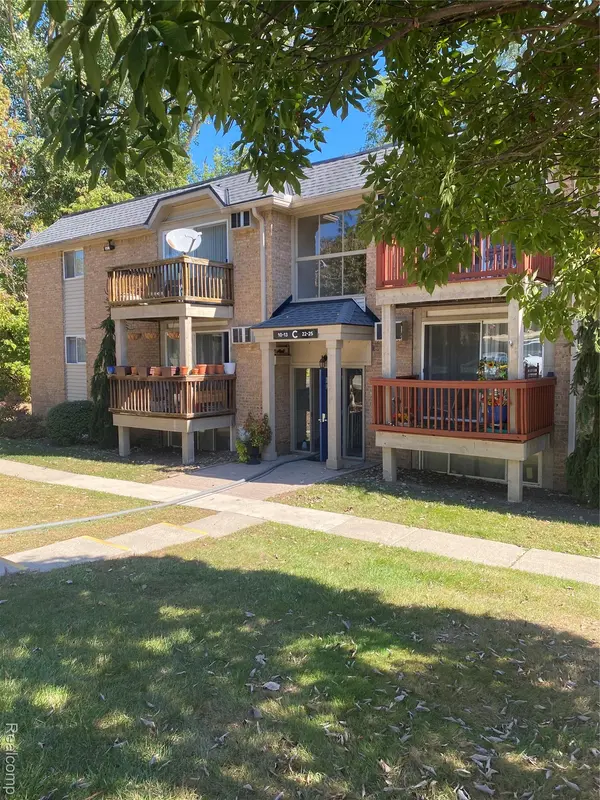 417 Parkdale AVE #13, Rochester, MI 48307