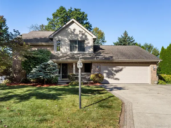 58291 Pleasant View CT, Washington Township, MI 48094