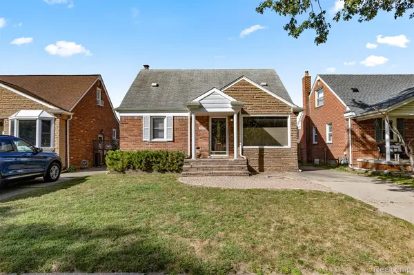 9892 Hubert AVE,  Allen Park,  MI 48101
