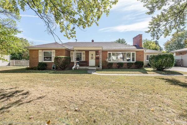 32297 Warren RD, Garden City, MI 48135