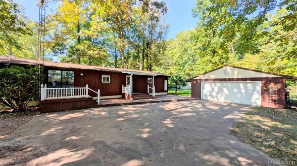 8642 Pine CT,  Arbela Township,  MI 48420