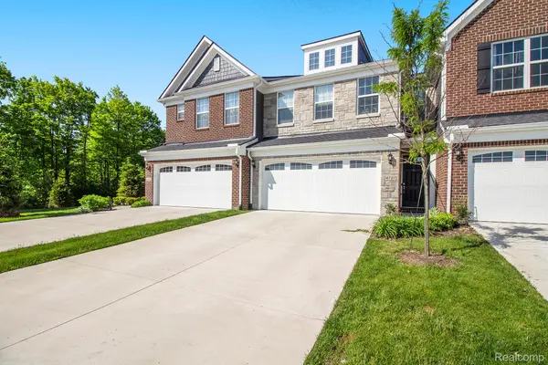 24727 IVY LANE,  Novi,  MI 48375