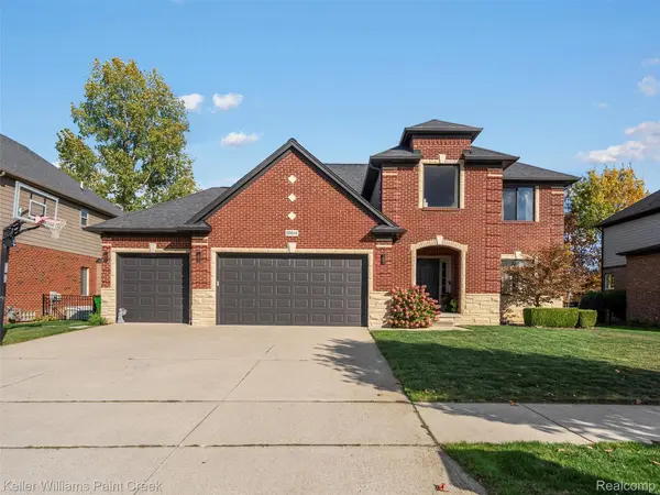 55614 Estates LN, Macomb Township, MI 48042