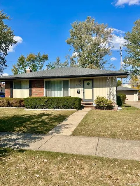 1393 Key West DR, Troy, MI 48083