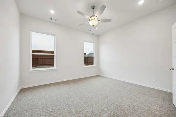 3941 Lakefield Drive, Heartland, TX 75114