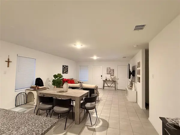1815 Mallen Farm Ridge, Crandall, TX 75114