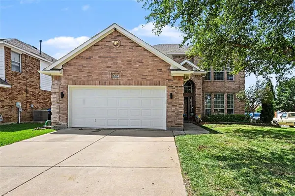 6369 Redeagle Creek Drive, Fort Worth, TX 76179