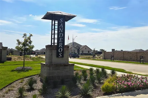 1725 Cambium Drive, Fort Worth, TX 76131