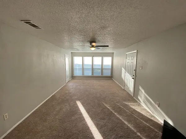 9696 Walnut Street #2006, Dallas, TX 75243