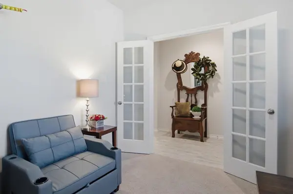 420 Basalt Drive, Azle, TX 76020