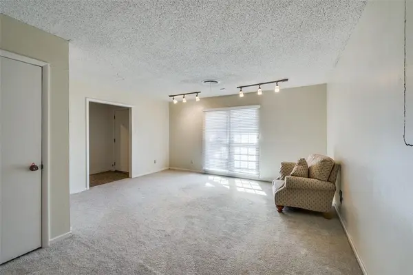 5613 Westcreek Drive, Fort Worth, TX 76133