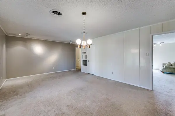 5613 Westcreek Drive, Fort Worth, TX 76133