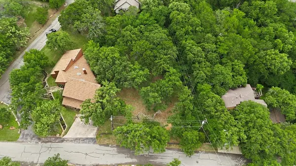 Lot 12 Clearwater Drive S, Highland Village, TX 75077