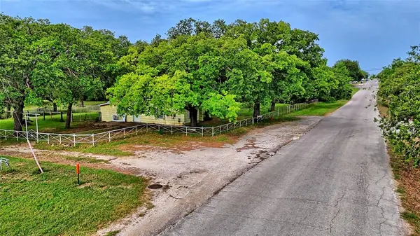 201 Croxton Street, Nocona, TX 76255