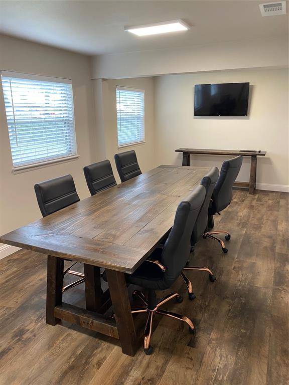200 S Main Street #C, Rhome, TX 76078