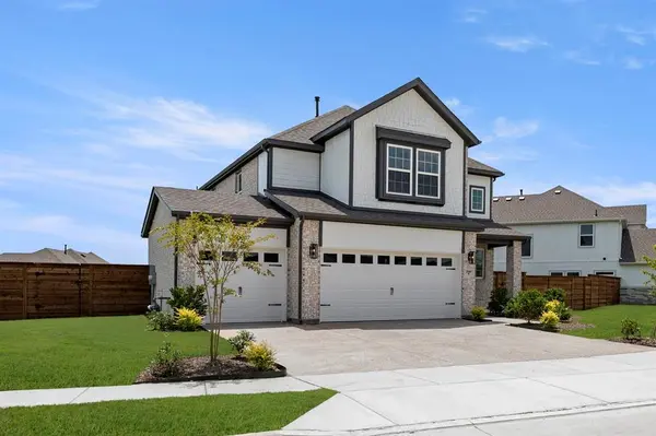 2000 Blossom Street, Mesquite, TX 75181