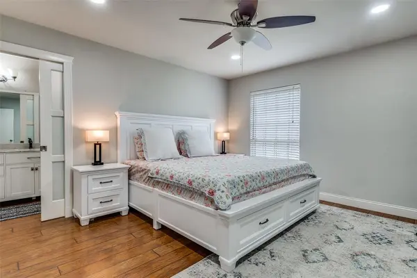 106 Creekside Lane, Coppell, TX 75019