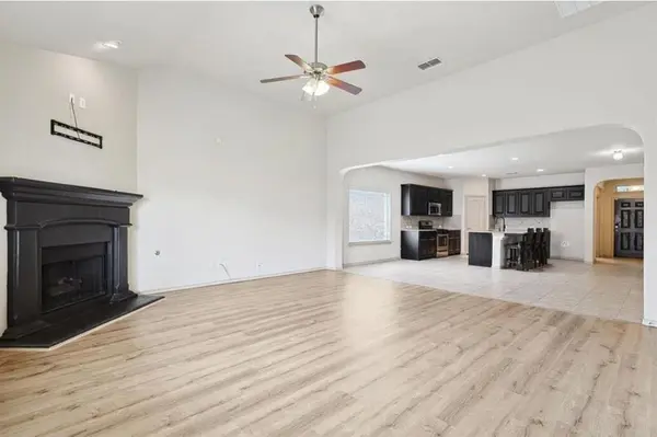 15628 Carlton Oaks Drive, Fort Worth, TX 76177