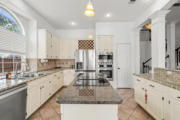 7004 Hillview Drive, Plano, TX 75025