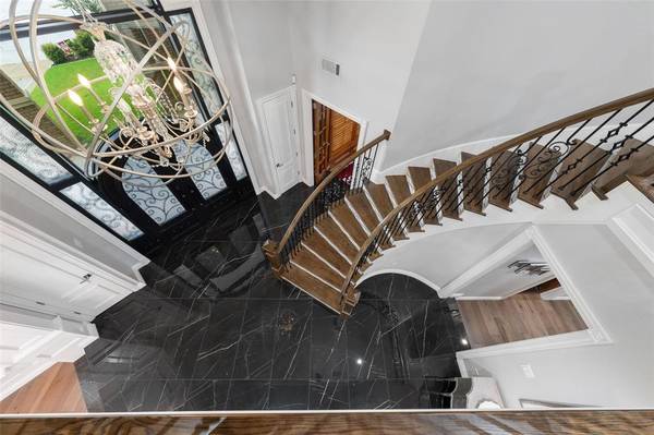 1313 CHATSWORTH Court E, Colleyville, TX 76034