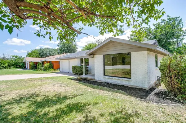 3501 Cimmaron Trail, Fort Worth, TX 76116