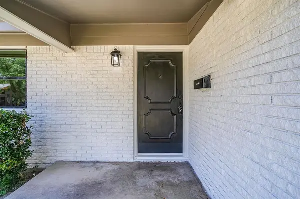 3501 Cimmaron Trail, Fort Worth, TX 76116