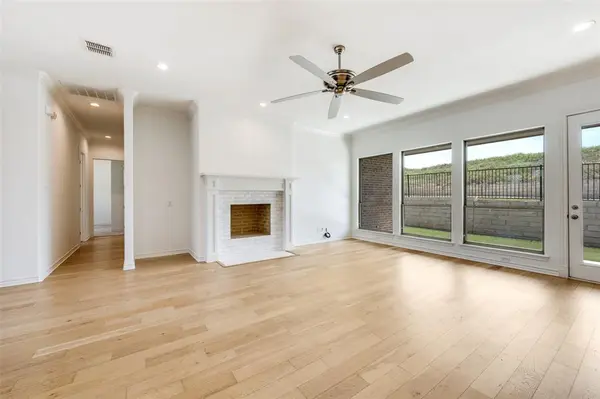 11049 Hawkins Home Boulevard, Benbrook, TX 76126
