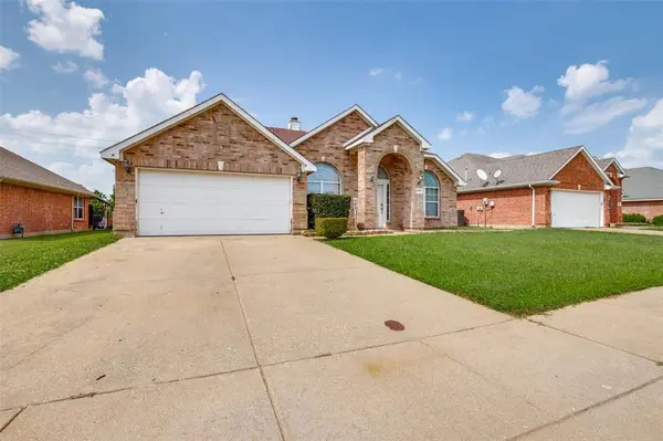 2442 Lost Mesa, Grand Prairie, TX 75052