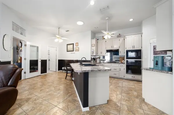 215 Sioux Drive, Waxahachie, TX 75165