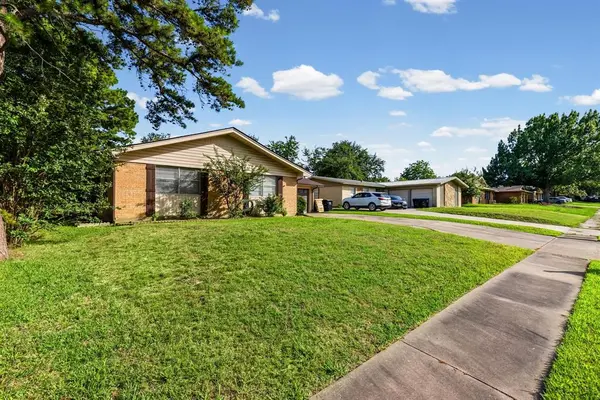 5213 Hilltop Drive, Greenville, TX 75402