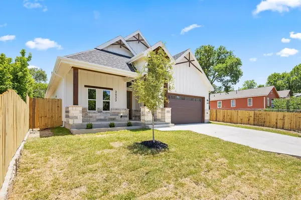 2522 Lincoln Avenue, Fort Worth, TX 76164