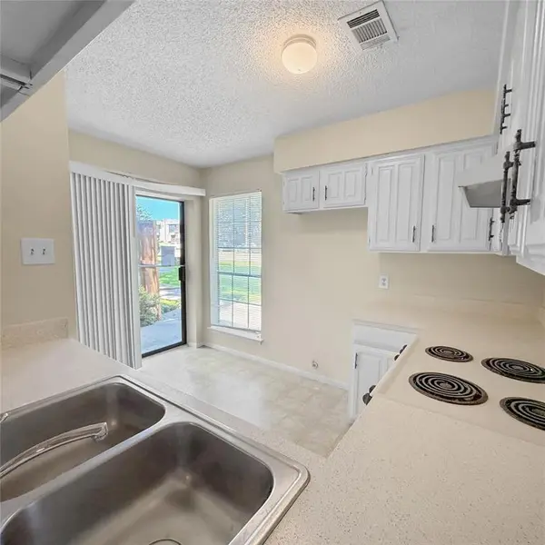 883 Waterfall Way #2, Richardson, TX 75080