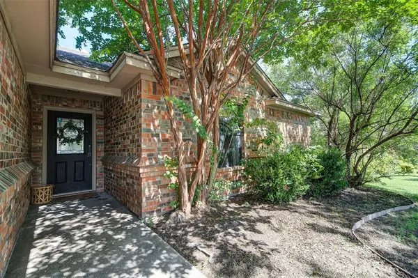 1606 N Mcdonald Avenue #B, Decatur, TX 76234