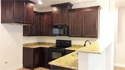 2208 Oliver Street, Greenville, TX 75401