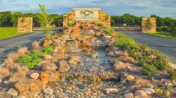417 Acorn Trail, Granbury, TX 76049