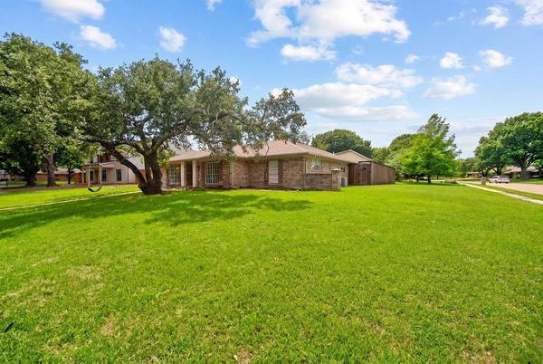 3107 Canyon Creek Drive, Richardson, TX 75080