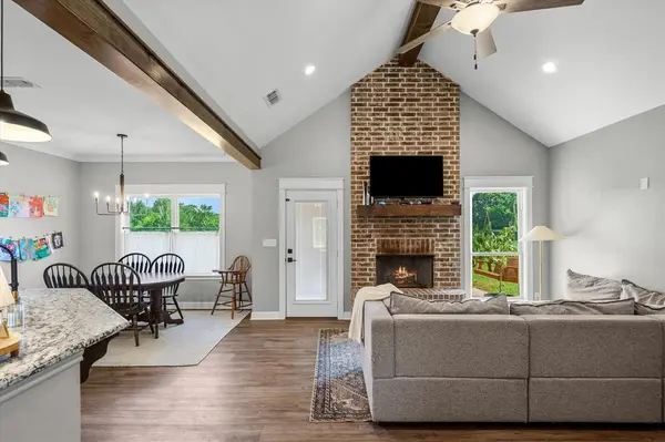 677 Oklahoma Street, Van, TX 75790