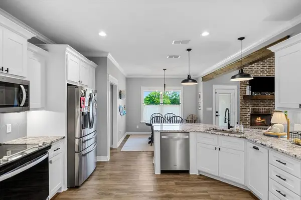677 Oklahoma Street, Van, TX 75790