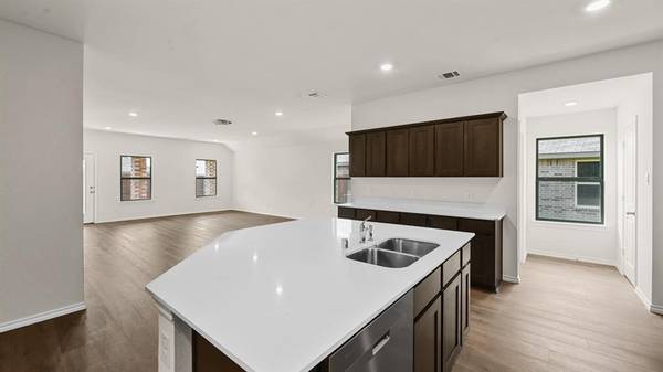 2900 Lawson Drive, Royse City, TX 75189