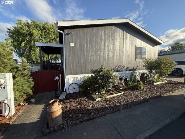 134 NW ANNE AVE, Winston, OR 97496