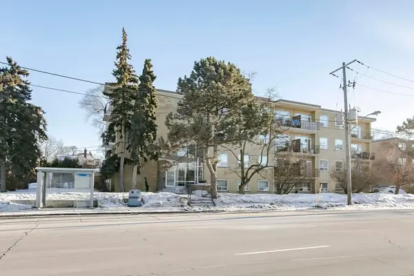 219 Wilson AVE #305, Toronto C04, ON M5M 3B2