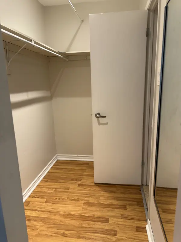 10 Lofty Hill WAY, Toronto C15, ON M2H 2Z8