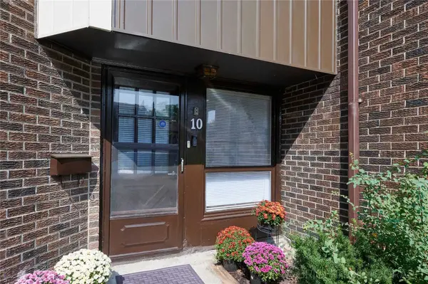 10 Lofty Hill WAY, Toronto C15, ON M2H 2Z8