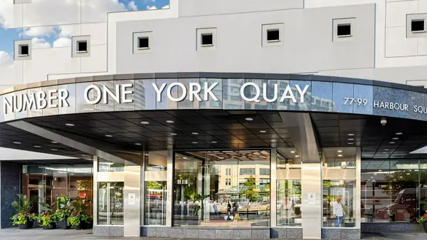 99 Harbour SQ #2108, Toronto C01, ON M5J 2H2