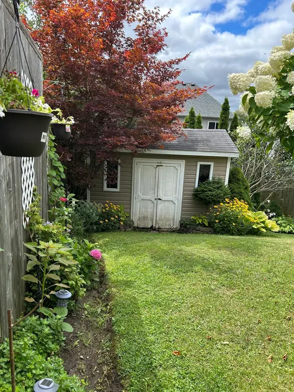 1109 Keswick CT, Oshawa, ON L1K 2V2