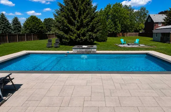 8063 King ST, Clarington, ON N0B 2R0