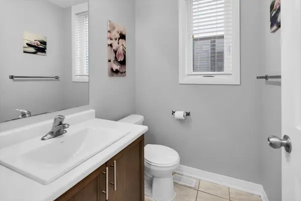 91 Yacht DR, Clarington, ON L1C 4A9