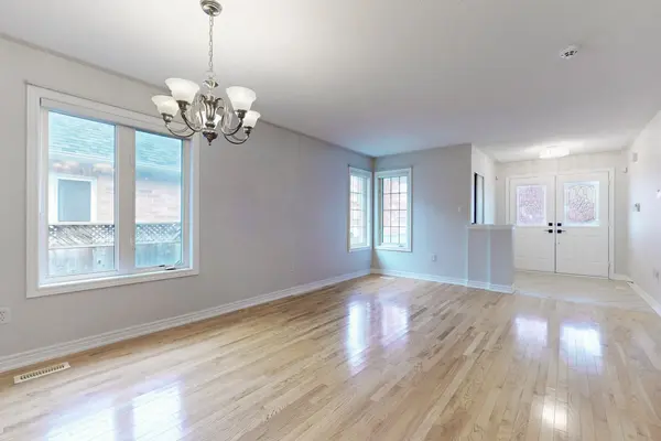 29 Pardon AVE, Whitby, ON L1P 1V1