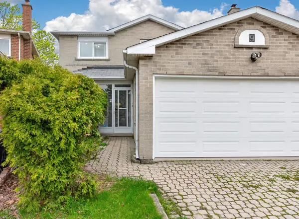 9 Montague PL, Toronto E05, ON M1W 3V5