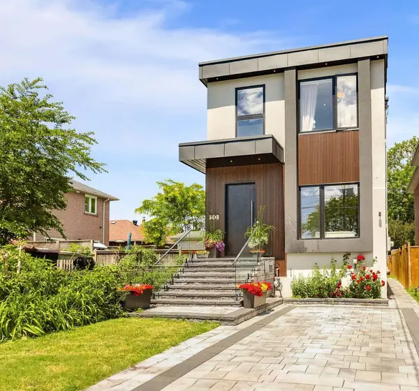 10 Hamstead AVE, Toronto E03, ON M4C 2S4